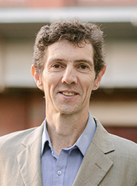 Dr Bill Swannie